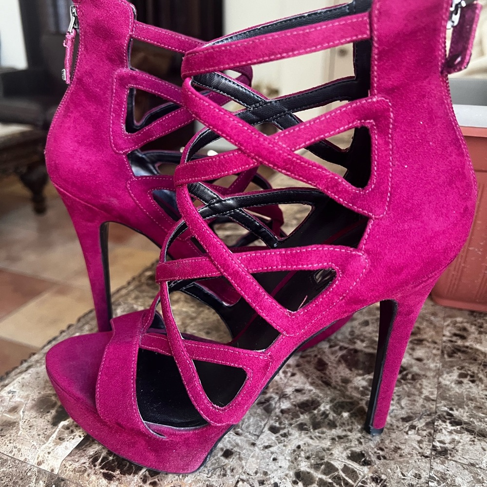 Women's Strappy Fuchsia Heels